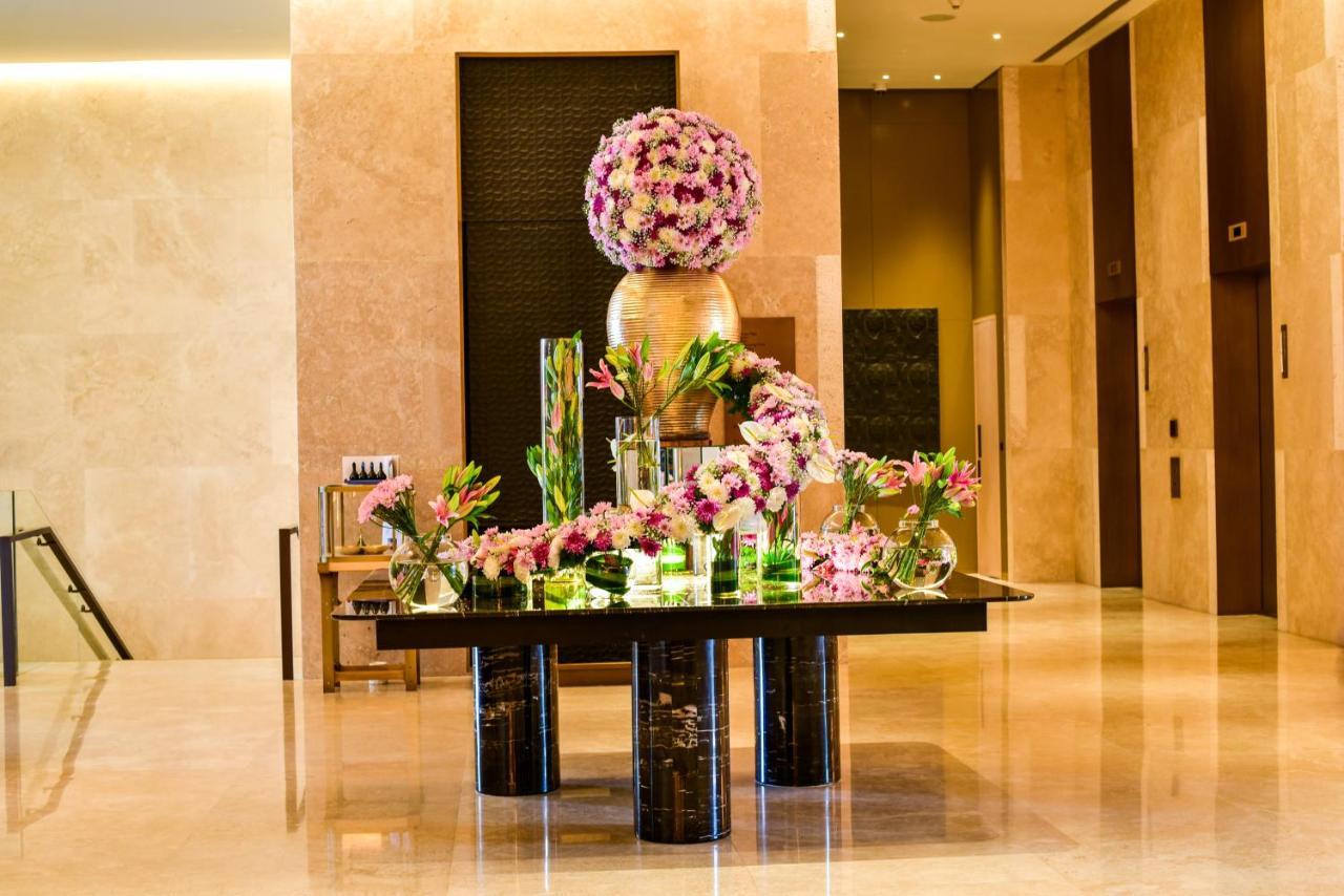 Four Seasons Hotel Bengaluru At Embassy One Εξωτερικό φωτογραφία